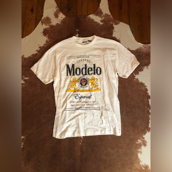 Modelo beer top size medium - Picture 1 of 3